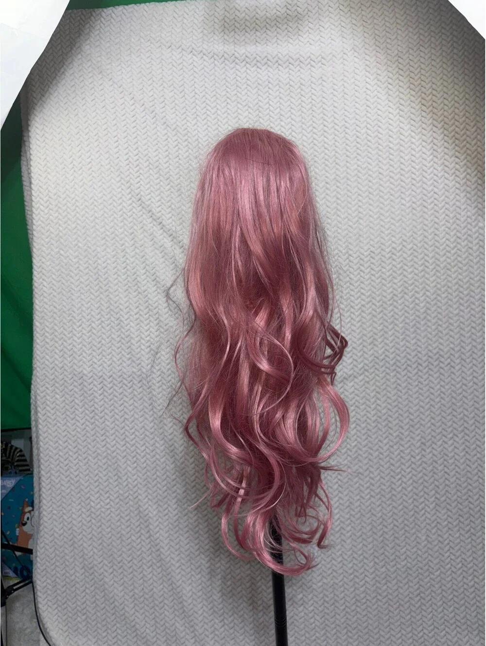 Long Wavy Pink Synthetic Wig with Middle Part